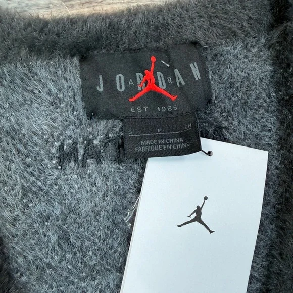 Jordan Flight Heritage Cardigan Mens SMALL Grey Ombre Fuzzy Sweater FV7426 NEW